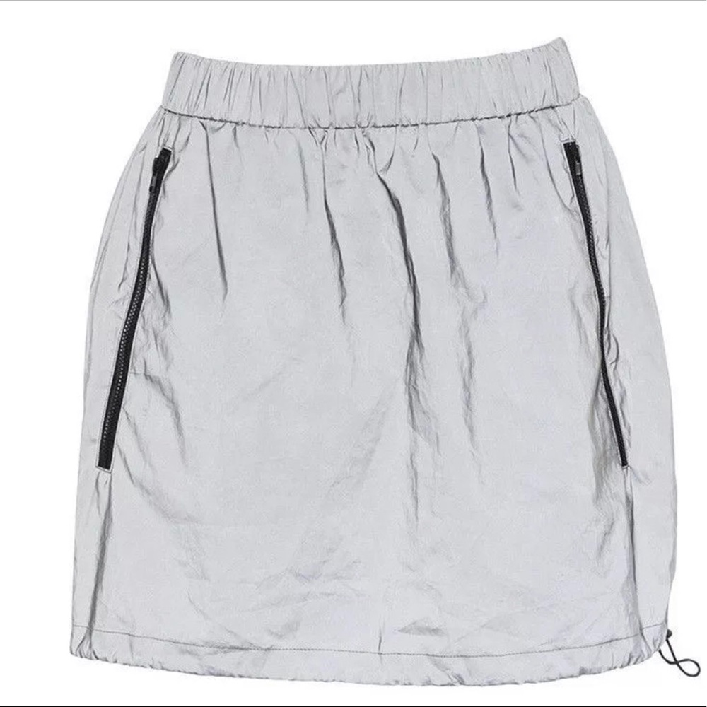 👽 Reflective Skirt